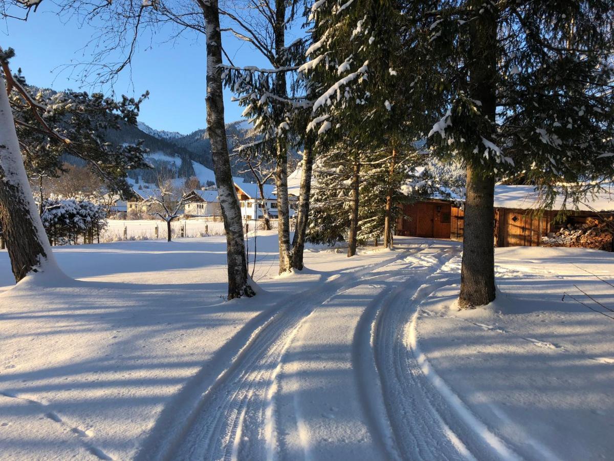 Ferienhaus Veronika Mit 2000Qm Garten Und Bergblick Unterammergau Exteriör bild