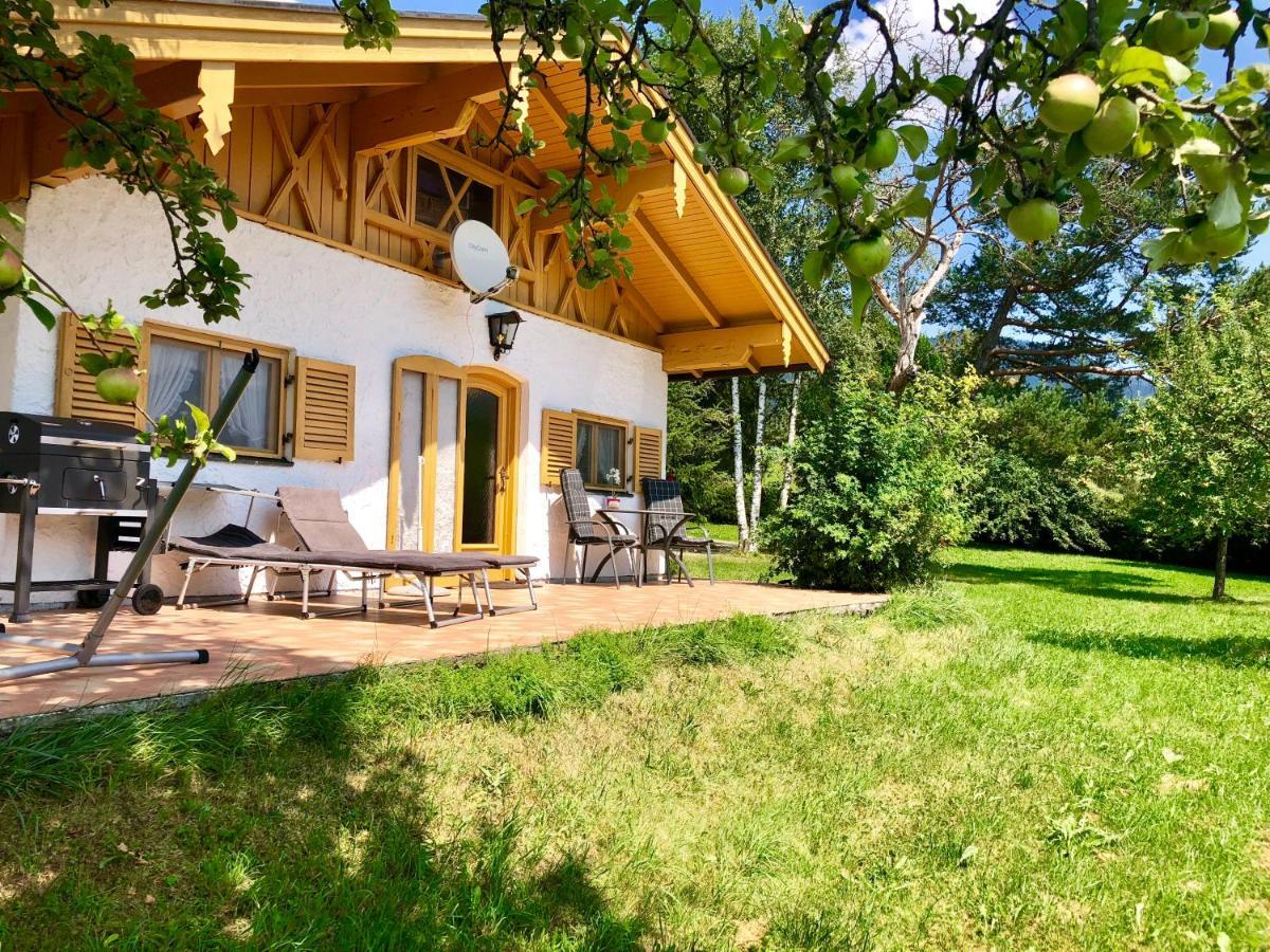 Ferienhaus Veronika Mit 2000Qm Garten Und Bergblick Unterammergau Exteriör bild